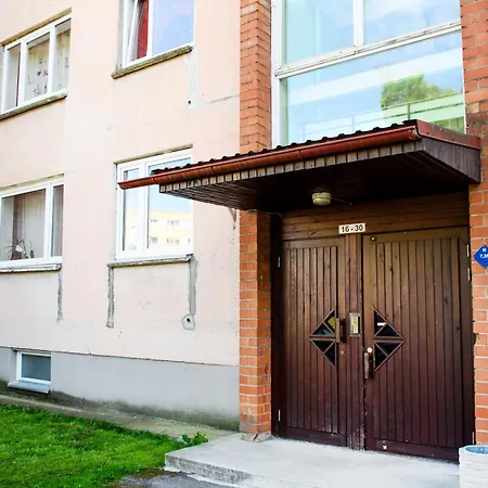Elegant 1-Bedroom Apartment With Small Breakfast & Free Parking شقة تارتو